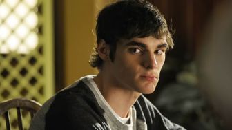 RJ Mitte, Pemeran Walter White Jr. di 'Breaking Bad' Tutup Usia di 34 Tahun