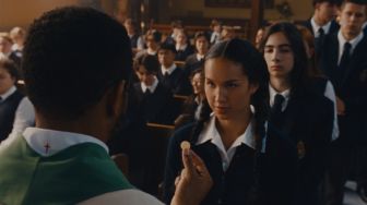 Sinopsis The Body, Horor Netflix tentang Histeria Massal di SMA Katolik