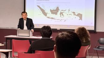 JK Ungkap Sisi Gelap Demokrasi Liberal Indonesia: Banyak Pejabat Tidak Punya Kapasitas
