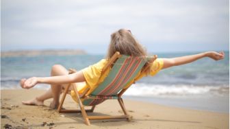 Dilema Jaga Kewarasan Era Gen Z: Pengin Healing, tapi Ingat Saldo Rekening