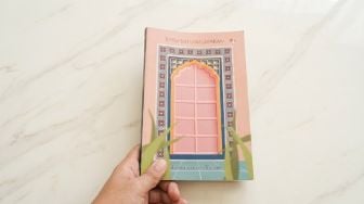 Milirik Berbagai Sudut Pandang Kehidupan dalam Buku Batu-Batu Kelaparan
