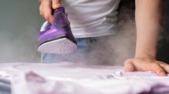Kenapa Setrika Uap Sering Bocor? Ini 5 Penyebab dan Tips untuk Mengatasinya