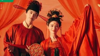Sinopsis Shadows of Desire, Dracin Daniel Zhou dan Zhao Qing di iQiyi