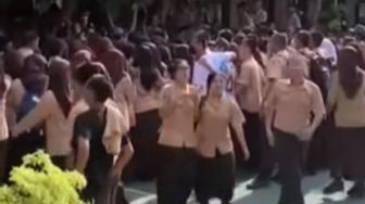 Ratusan Siswa SMAN 2 Makassar Demo Buntut Dugaan Pelecehan Seksual