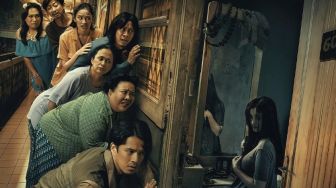 Ancaman Penggusuran dan Teror Arwah Seram di Film Warga Rusun 609