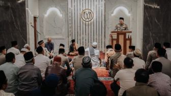 Polisi Mulai Masuk ke Masjid-masjid Lewat Program Subuh Keliling