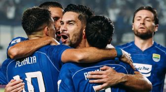 Jadwal dan Link Live Streaming Persib Bandung vs Persik Kediri Malam Ini: Maung Incar 3 Poin