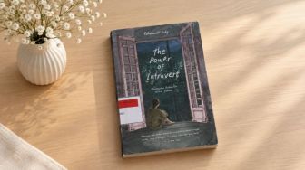 Belajar Menghargai Diri Sendiri Lewat Buku The Power of Introvert