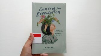 Buku Control Your Expectation: Mengelola Ekspektasi agar Hidup Lebih Tenang