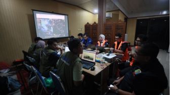 Titik Api Kepung Way Kambas, Pemprov Lampung Gempur Karhutla Lewat Operasi Udara dan Pasukan Darat
