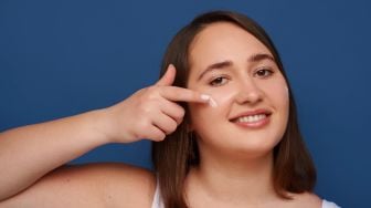 9 Rekomendasi Sunscreen Centella Asiatica untuk Kulit Sensitif Kemerahan