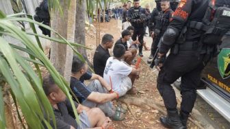 Polisi Kembali Gerebek Kepung Kampung Ambon Jakbar: Sita Sabu, Sajam hingga Gula Batu