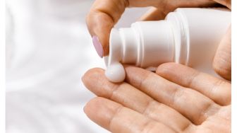 5 Rekomendasi Serum Retinol Lokal Affordable untuk Pemula
