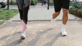 Beli Sepatu Lari Harus Longgar atau Pas? Ini Panduan Pilih Ukuran yang Nyaman