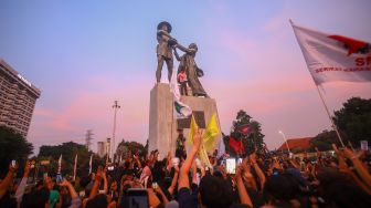Dua Tahun Prabowo-Gibran, Mahasiswa dan Warga Gelar Aksi di Tugu Tani
