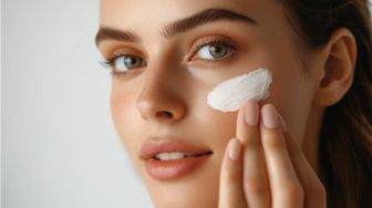 Cegah Kulit Kering, 4 Cleansing Milk Hyaluronic Acid yang Melembapkan