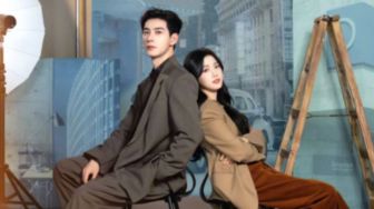 Ulasan Love Between Lines: Ketika Asmara Menembus Batas Fiksi dan Realita