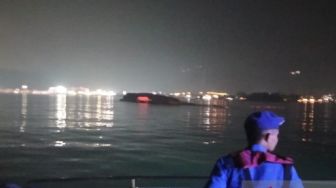 Usut KMP Batumandi Terbakar hingga Terbalik di Merak, Polisi Periksa Penumpang dan Sopir