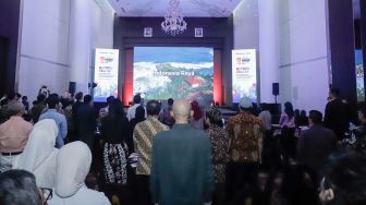 Suasana gelaran Local Media Summit (LMS) 2026 di Manhattan Hotel, Jakarta, Kamis (22/10/2026). [Suara.com/Alfian Winanto]