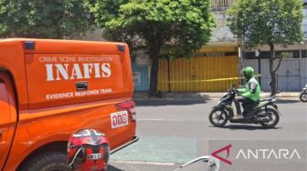 Bacok Pemilik Toko Emas dan Anaknya di Jember, Perampok Bercelurit Nyaris Tabrak Pawai Santri