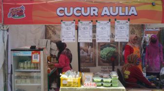 Kisah Cucur Aulia, UMKM Binaan RB Rembang yang Sukses Mengangkat Jajanan Tradisional
