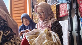 Bikin Pembatik Jogja Bernapas Lebih Lega, Inovasi Lilin Ini Ternyata Berasal dari Bahan Tak Terduga