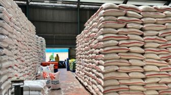 Stok Beras Bulog Jabar Capai 623,9 Ribu Ton, Aman hingga Panen Raya 2027