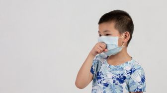 Awas, Jangan Sepelekan! Ini 5 Ciri-Ciri ISPA pada Anak yang Sering Dikira Pilek Biasa