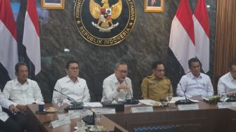 Pemerintah Bakal Salurkan Bansos 30 Kilogram untuk 33,2 Juta Keluarga