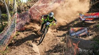 Persaingan Sengit Men Elite! Ternadi Bike Park Jadi Arena Hidup Mati 76 Ultimate Downhill