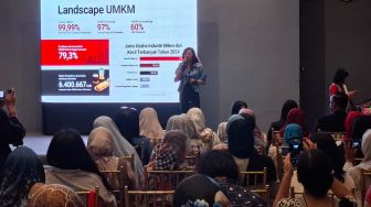Bukan Sekadar Jualan, UMKM Kuliner Semarang Diajak Ubah Chat WhatsApp Jadi Omzet