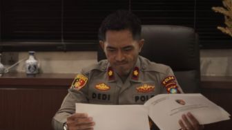 Ulasan Film Uniform: Dilema Antara Integritas Seragam dan Urusan Hati