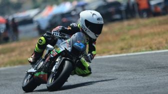Baru 5 Bulan Kenal Motor, Fiandra Reja Sikat P4 Klasemen Junior GP-0 160cc