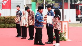 Bantu Warga Dapatkan Kerja, Pemprov DKI Tebus Ribuan Ijazah Tertahan Senilai Rp4,67 Miliar