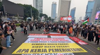 Teriakan Mahasiswa Sukses Tembus Bundaran HI: Bukti Rakyat Sudah Muak dan Bersatu