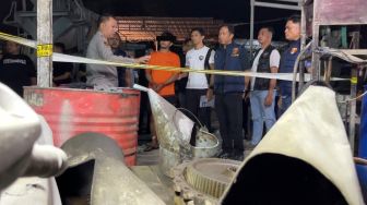 Polisi Bongkar Penjualan Solar Subsidi ke Pabrik di Deli Serdang, Harga Rp8 Ribu Lebih per Liter