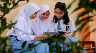 Gen Z Bikin Bahasa Baru, namun Apa Kesalahan Menulis Harus Ikut Dimaklumi?