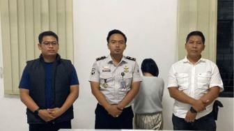 Siasat Licik Istri Napi di Tulungagung: Selundupkan 54 Pil Penenang di Balik Botol Kopi