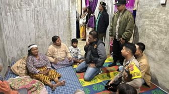 Ngamuk Cuma Diberi Rp10 Ribu, Pria Bermasker Hantam Kepala Nenek 71 Tahun di Lampung Barat