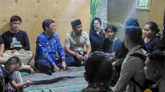 Gubernur Sulsel Jamin Pendidikan Anak Polisi Hutan yang Tewas saat Padamkan Karhutla Toraja Utara