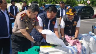 Pengiriman 144 Balpres Ilegal dari Bandung ke Medan Digagalkan
