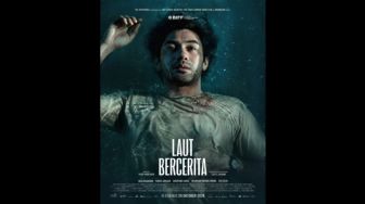 Ulasan Film Laut Bercerita: Ketika Suara Demokrasi Dibungkam dengan Paksa!