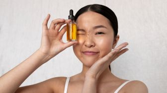 Apakah Minyak Zaitun Bisa Menghilangkan Flek Hitam? Begini Cara Pakai yang Efektif