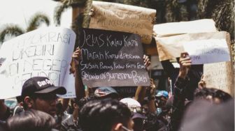 Demokrasi Tanpa Oposisi: Ujian Keterbukaan Pemerintah