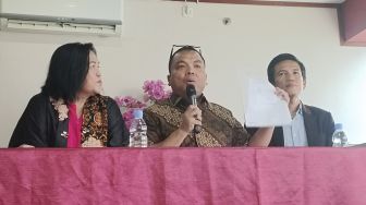 Denny Indrayana Ungkap 3 Alasan Cabut Gugatan Suket Gibran