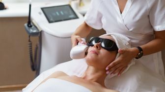 Urutan Skincare Pasca Pico Laser agar Flek Hitam Tidak Menghitam Lagi