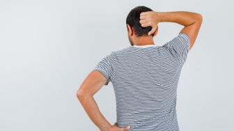6 Arti Punggung Merinding Tiba-tiba Siang Hari Menurut Primbon Jawa