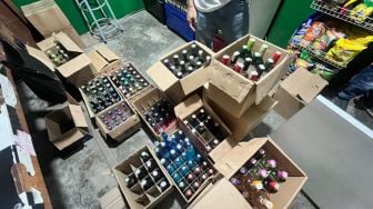 Polresta Sleman Sita 561 Botol Miras Ilegal Selama Oktober 2026