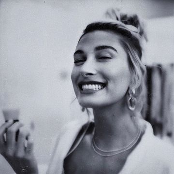 Hailey Baldwin. (Instagram/@haileybieber)