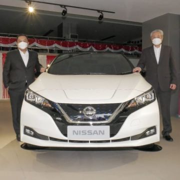 All-New Nissan LEAF muncul dalam one tone dan dual tone, ada 11 pilihan warna [Nissan Indonesia].